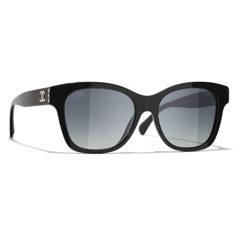 CHANEL 5482H Square Sunglasses .